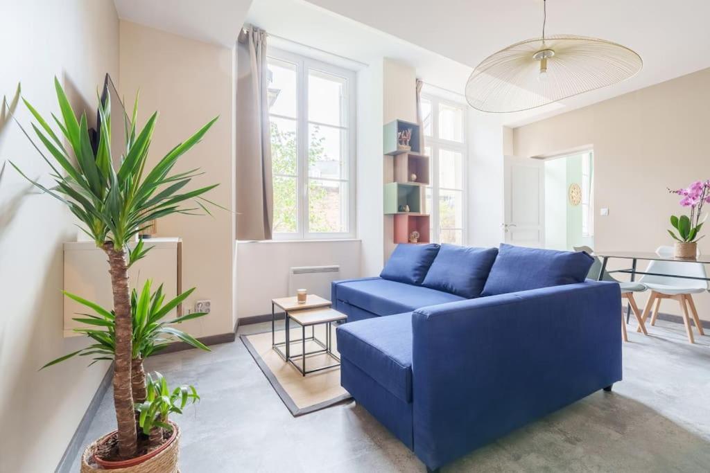 Appartement Lumineux Avec Cour 肖蒙 外观 照片
